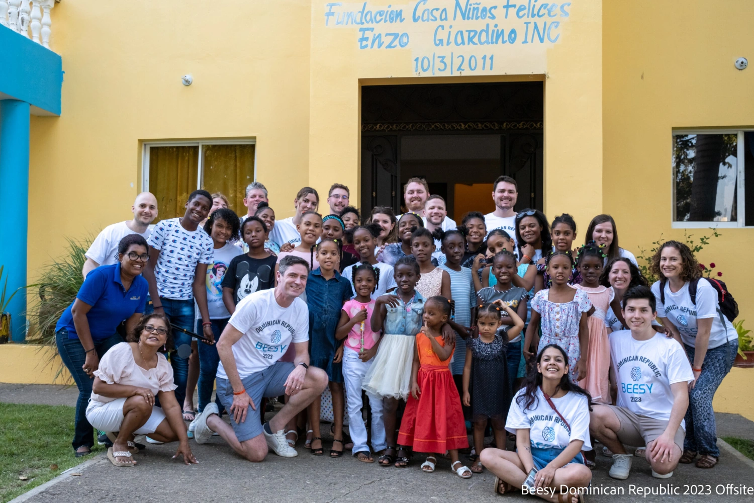 Beesy_DR_1405-scaled